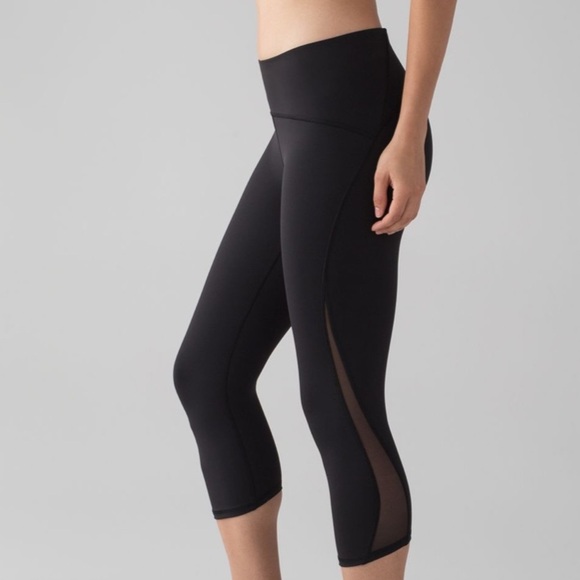 Lululemon Black Train Times Crop (17") - Picture 1 of 13